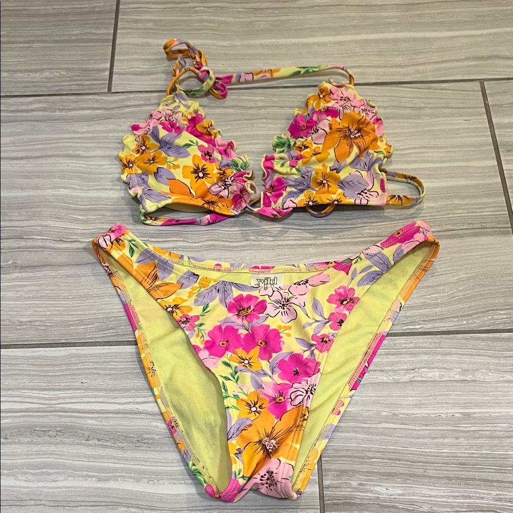 wild fable women’s Floral Swim Top in Pink, Yellow, Lavender size XS